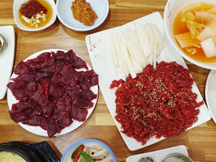 생고기와 육회가 맛있는 대구 신월성 뭉티기 맛집 녹양구이 월성동 대구 10미 생고기와 육회가 맛있는 대구 신월성 뭉티기 맛집 녹양구이 월성동 대구 10미