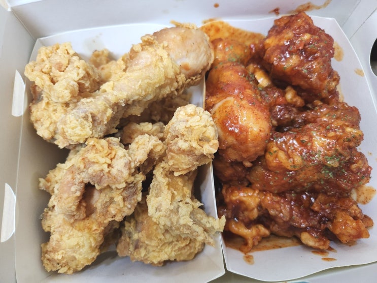  카타르 월드컵(대한민국vs우루과이)보며 먹는 멕시카나 후라이드 반 양념 반 치킨