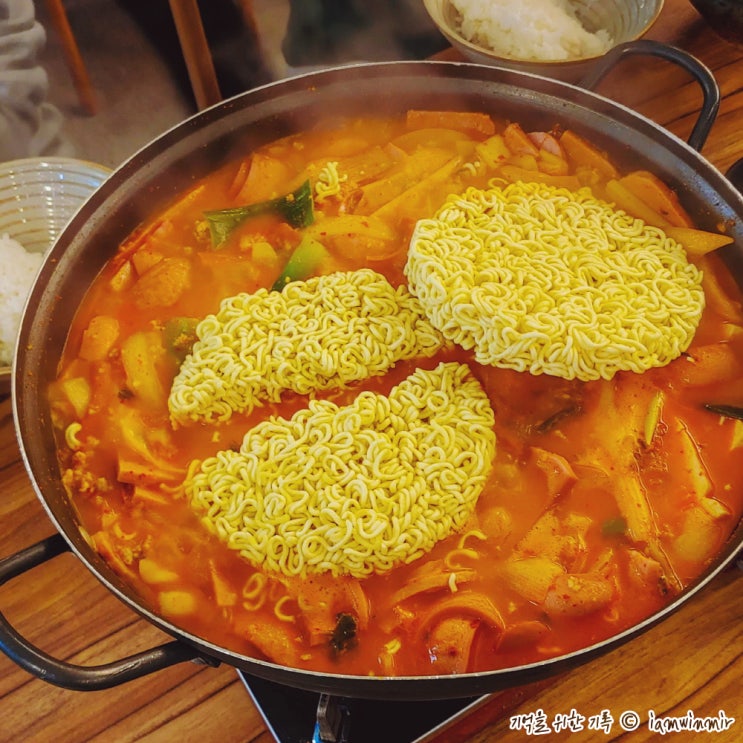 가산동 가산디지털단지역 맛집, 부대찌개 단일 메뉴 - 은보부대찌개