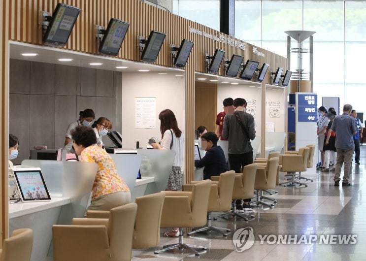 자동차보험료는 내리는데 실손보험료는 왜 오를까 자동차보험료는 내리는데 실손보험료는 왜 오를까
