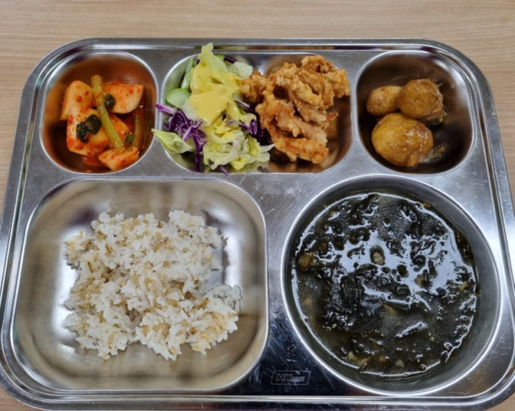  초등학교 급식실 대체조리사