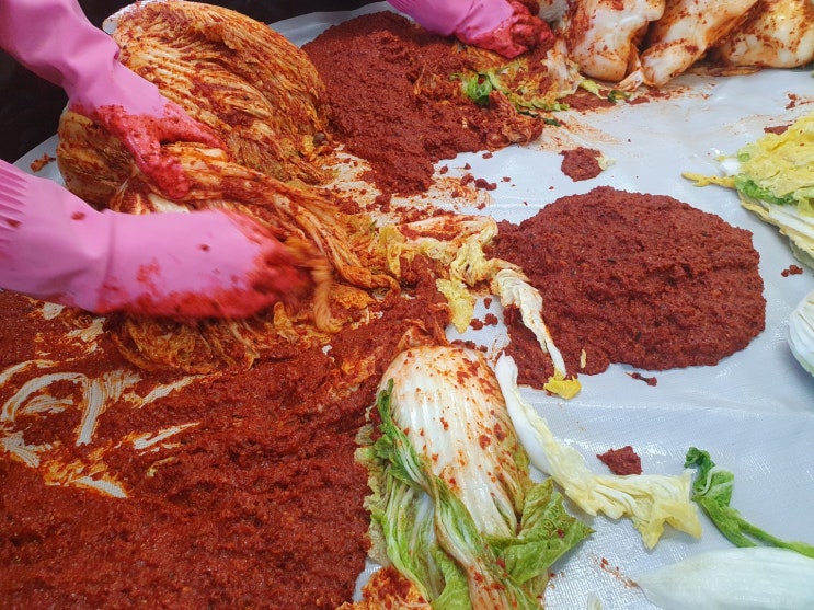  대구 달서구 주간보호센터 삼성튼튼에서 겨울맞이 김장을 담궈요~