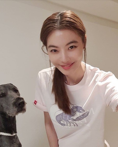 윤소이 나이 남편 조성윤 출산후 20KG 다어이트 비법 한정식 손칼국수 돼지국밥 수육 비빔수육국수 합천 백반기행 윤소이 나이 남편 조성윤 출산후 20KG 다어이트 비법 한정식 손칼국수 돼지국밥 수육 비빔수육국수 합천 백반기행