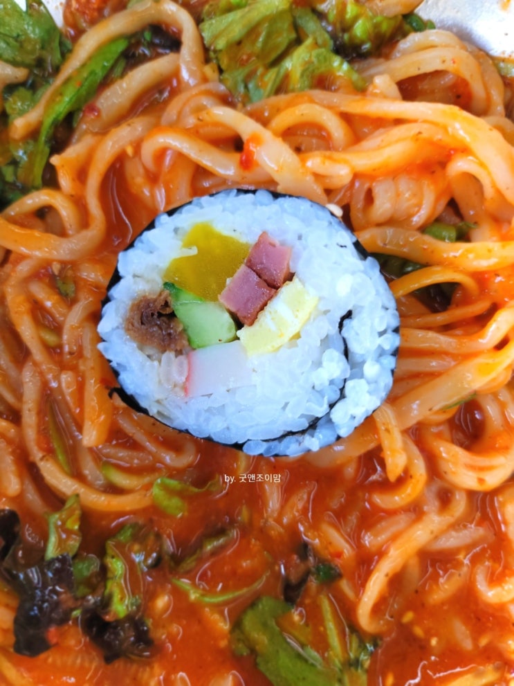 (용이동 평택대 칼국수 찐맛집) 쫄깃한 수제면 칼국수와 집밥스타일 김밥도 있는 미소본칼국수