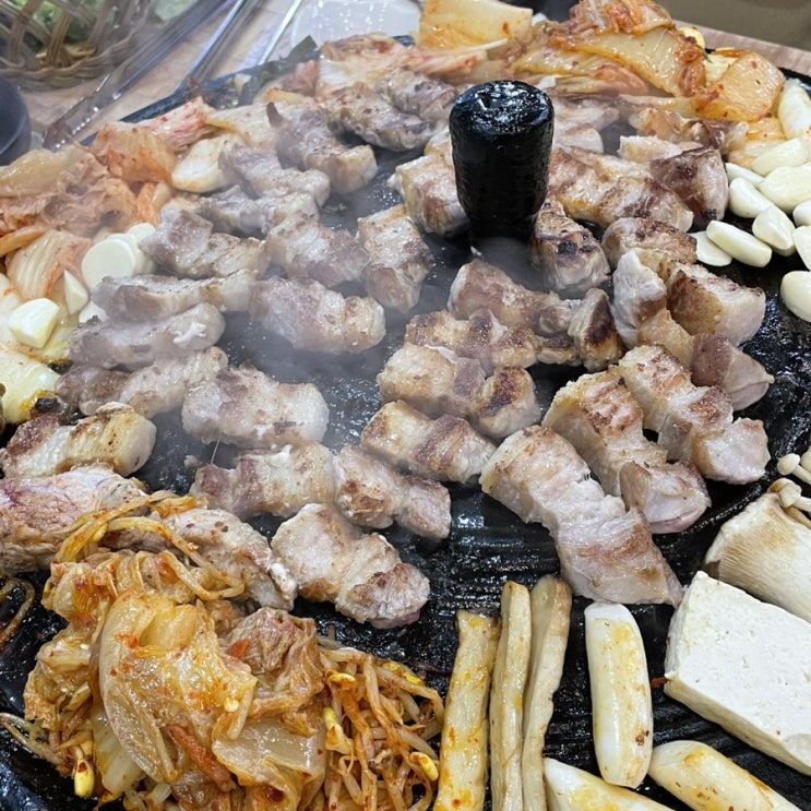  파주 문산 맛집 유장군 솥뚜껑 삼겹살!