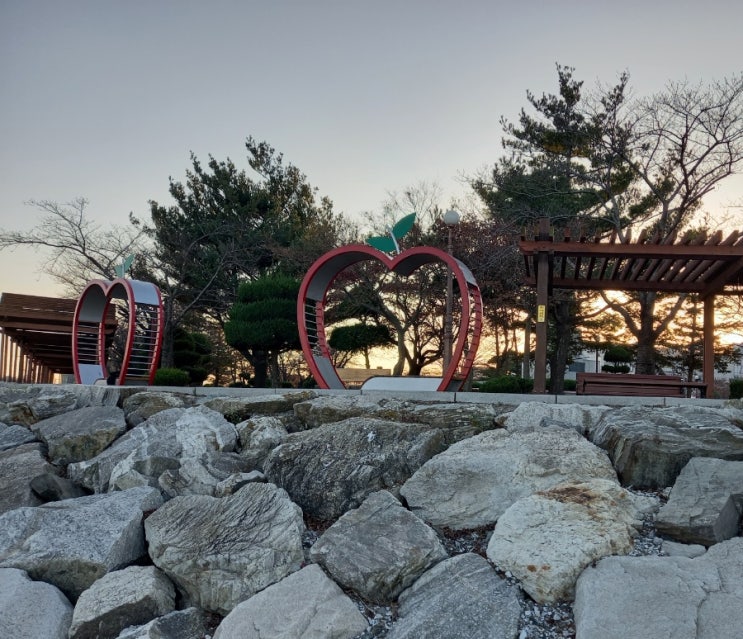  조용하고 한적하게 즐길수 있는 여행지/회먹고 바다구경/삽교호전망대종합어시장, 당진당일여행