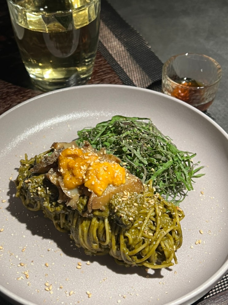  선릉 맛집 데이트 장소 알아차림 선릉점 한식다이닝 레스토랑 와인바_한우육회, 생선솥밥, 전복비빔국수