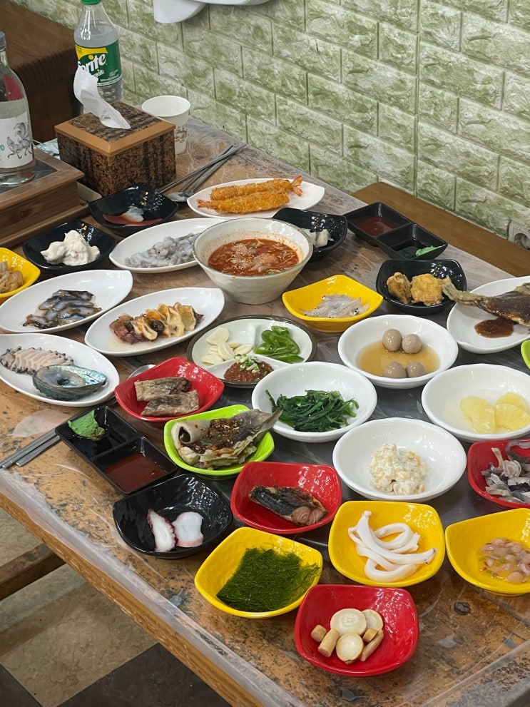 [왜목마을맛집] 왜목해수욕장 앞 밑반찬만 30여개인 당진 횟집 : 왜목마을 섬마을 횟집