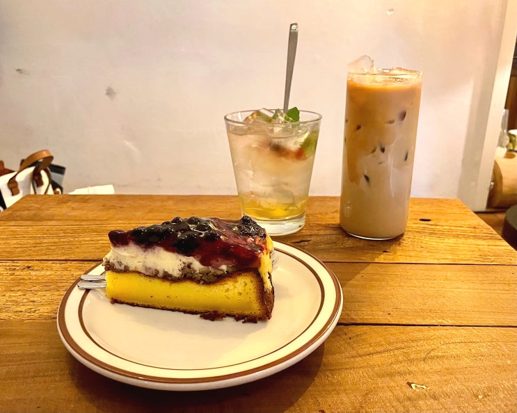 전포카페 스테이트 케이크가 맛있는 전포디저트카페 전포카페 스테이트 케이크가 맛있는 전포디저트카페