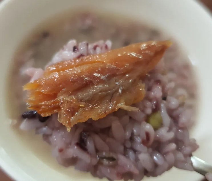 선물이 만든 <b>만찬</b> 6 - 보리굴비(ft.배추전, 참치<b>김치찌개</b>)