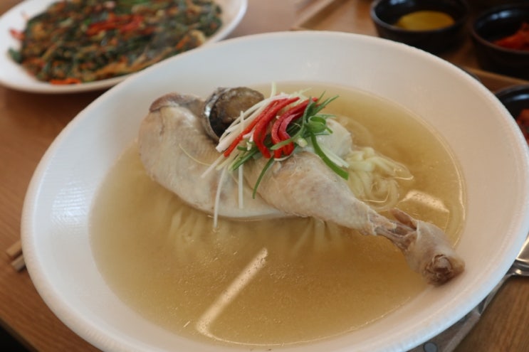  김해 삼정동 닭칼국수 맛집 사철제면소 해물파전이랑 찰떡궁합