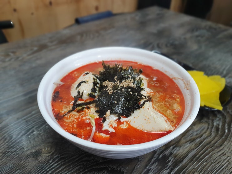  너무 유명해진 은평구 맛집 홍제동30년 우동국수 (ft.주차꿀팁)