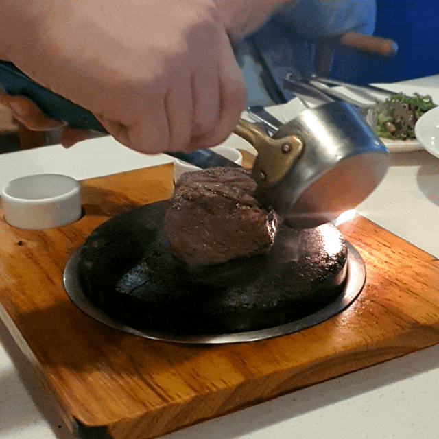  스테이크가 맛있는 라그릴리아 광화문점