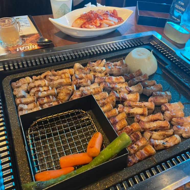  수원 영통역 삼겹살 맛집 직접 고기 구워주는 삼겹살,쏘삼208::한돈 마블 삼겹살,쏘삼 자몽소주,볶음밥