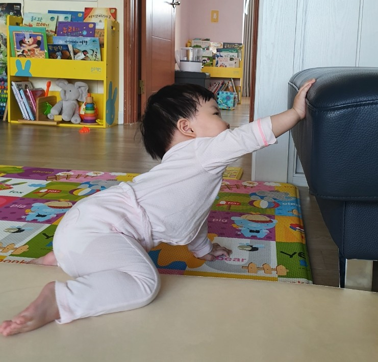  네발기기 마스터 육아일기