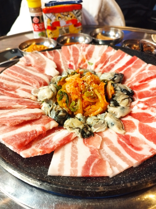  해운대맛집 센텀맛집 하숙집 애견동반되는 굴삼겹살 (부산애견동반식당/야장맛집)