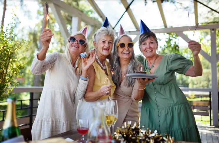  22.11.28 귀트영 How to throw a 80th birthday party for a family member