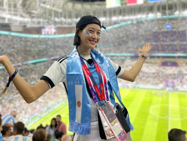 이현이, '골때녀'들과 카타르 월드컵 직접 관람..."메시가 골 넣는걸 직접 보다니" 이현이, '골때녀'들과 카타르 월드컵 직접 관람..."메시가 골 넣는걸 직접 보다니"