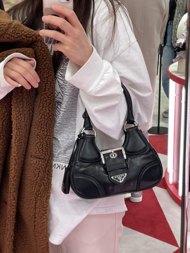  더현대서울 쇼핑 | 프라다(PRADA) 팝업 가방&팔찌 쇼핑, 메종 마르지엘라 현대백화점 카드 발급!