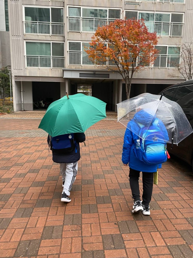  <시오와 건우> Don't touch them.
