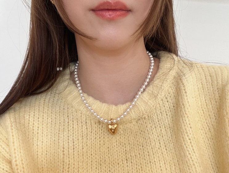  주얼리 브랜드 엠주MZUU 가로수길 쇼룸&진주 목걸이 데일리 코디