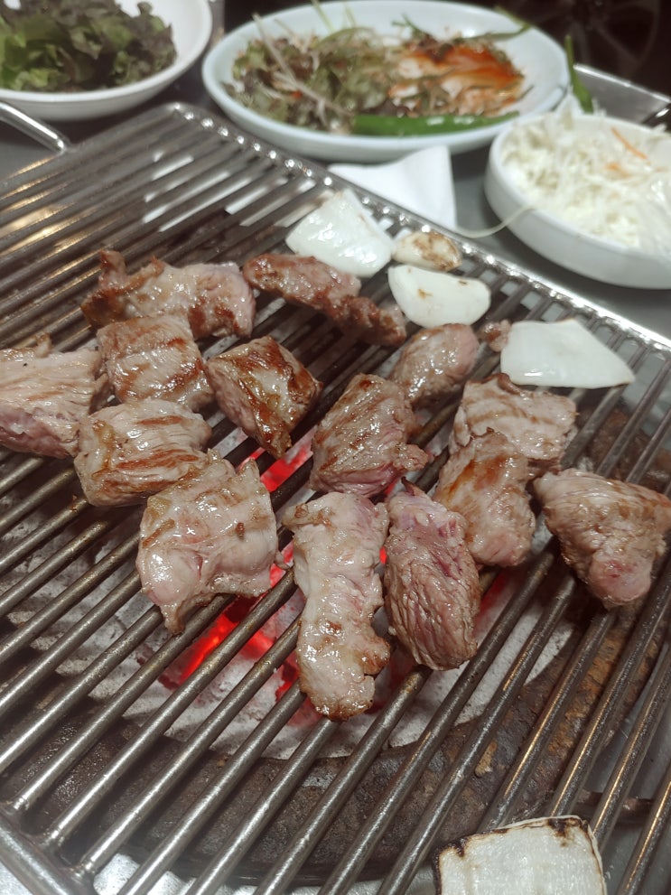 문정동) 원조마포소금구이 - 정말로 좋은 고기와 숯, 고기집의 본질에 충실한 노포 맛집 문정동) 원조마포소금구이 - 정말로 좋은 고기와 숯, 고기집의 본질에 충실한 노포 맛집