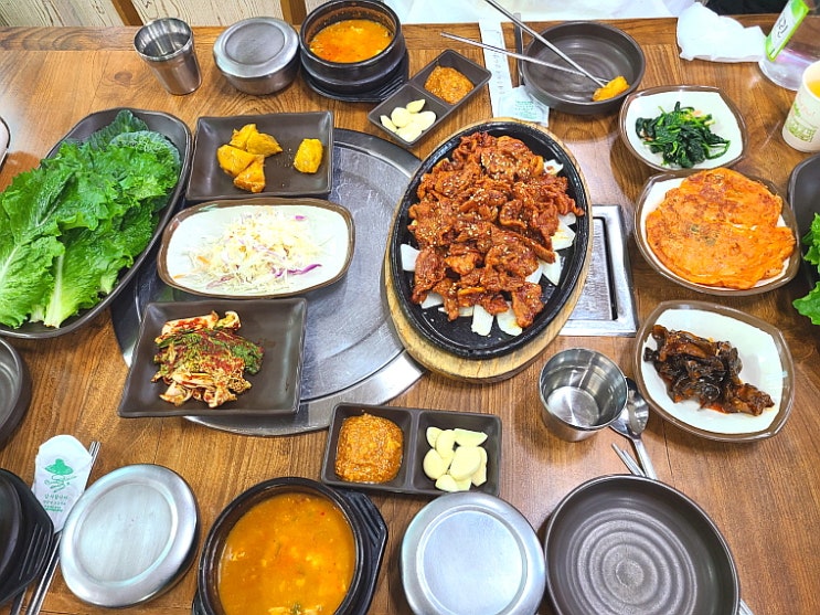  [대전 대덕구] 신탄진 맛집 11시들쌈밥 신탄진본점 - 대청댐전망대 인근  연탄고추장불고기, 연탄간장불고기, 단호박 식혜가 죽여주는 이곳
