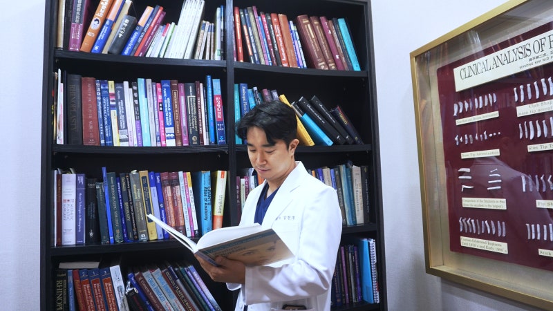 자연유착 후기 남성 눈가교정+비절개쌍수 실제사례