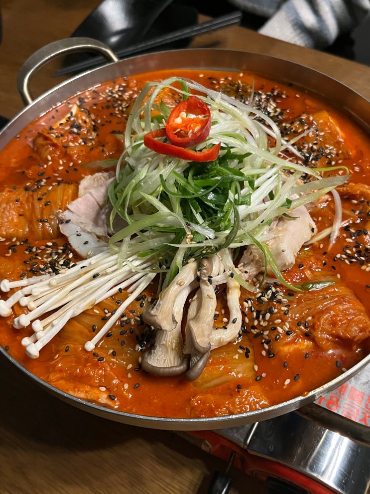  대구 동성로 한식 술집 ‘호랑이집’ :: 삼겹말이 김치찜 맛있네