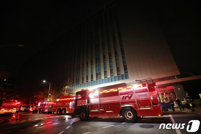많아야 20억? 전자금융사고 의무보험 한도 더 오른다 많아야 20억? 전자금융사고 의무보험 한도 더 오른다