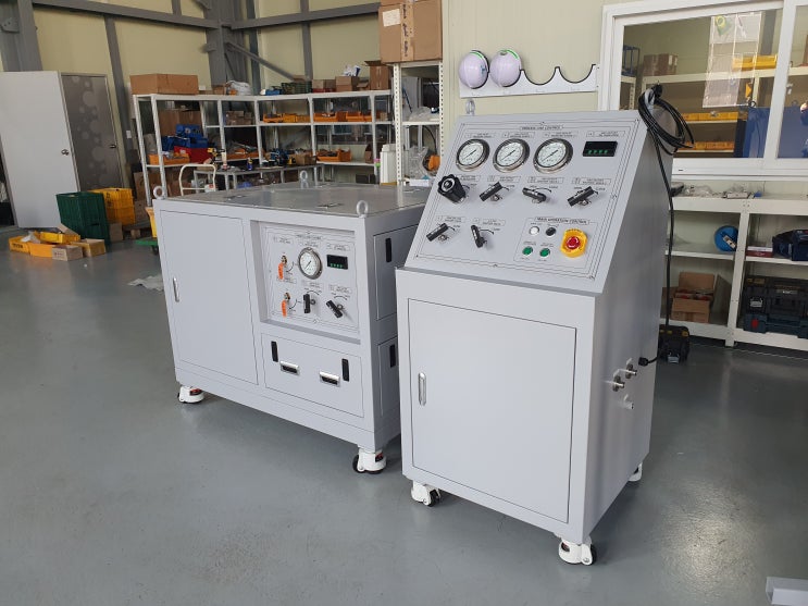 GAS BOOSTER UNIT & PRESSURE CONTROL UNIT