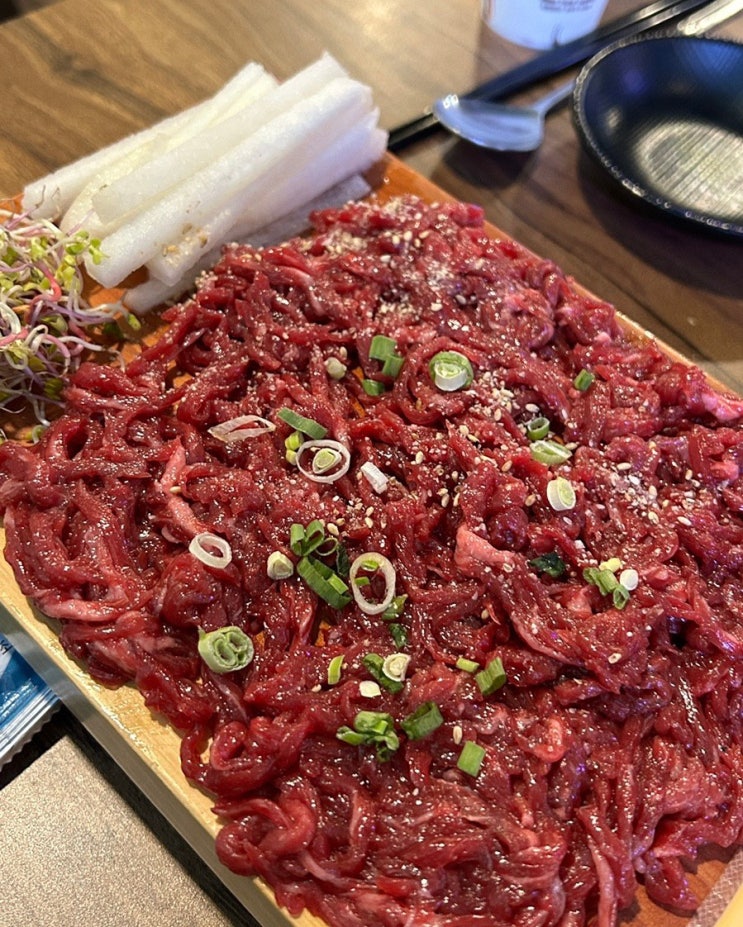 [노원육회] 가성비 육회가 있는 노원 술집 '육회본가'
