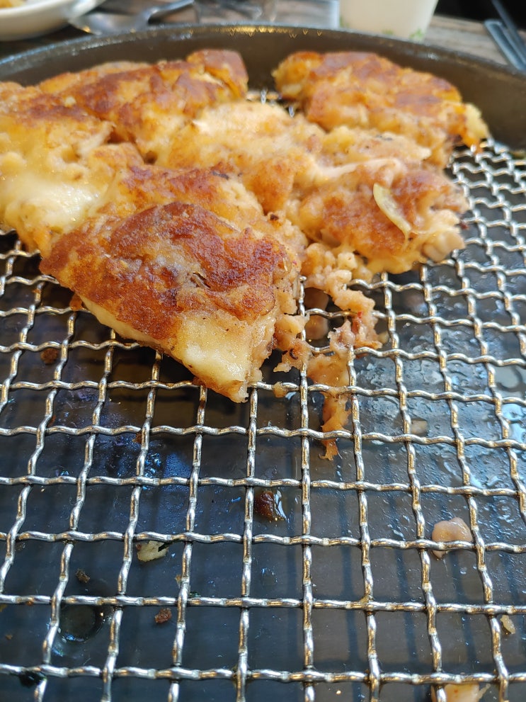 휘경동) 이모네 왕파전 - 너무 두꺼운 파전, 촉촉과 퍽퍽의 그 중간 어디쯤 휘경동) 이모네 왕파전 - 너무 두꺼운 파전, 촉촉과 퍽퍽의 그 중간 어디쯤