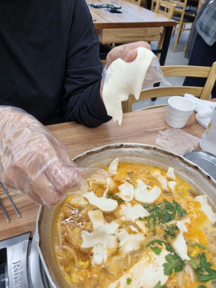  연산동 맛집  해장하기 좋은 동태탕 맛집 이은빈 동태마을 수제비 무한리필