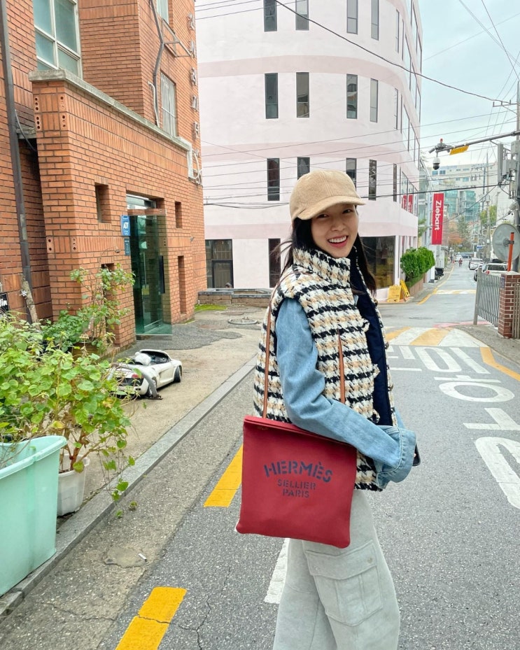 오마이걸 아린 인스타, '환혼' 앞두고 여유로운 꾸안꾸 산책...귀여운데 섹시하기까지 오마이걸 아린 인스타, '환혼' 앞두고 여유로운 꾸안꾸 산책...귀여운데 섹시하기까지