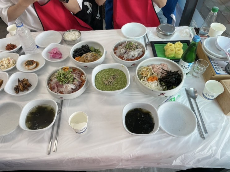  속초 맛집 속초항아리물회 모듬오징어물회 성게알밥 홍게살비빔밥 전복죽 후기