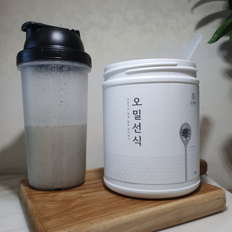 오복담 오밀선식 흑임자 맛있는 식사대용 쉐이크 먹어봤습니다 오복담 오밀선식 흑임자 맛있는 식사대용 쉐이크 먹어봤습니다