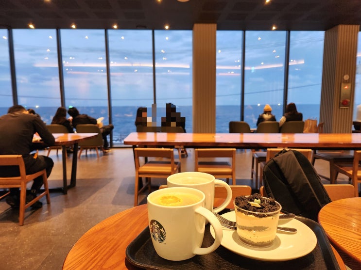 제주공항 근처 스타벅스: 제주서해안로DT점