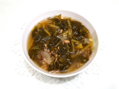  깍뚜기하고 남은 무청 삶아서 시래기된장국 끓여봤다 시래기효능이 엄청좋아