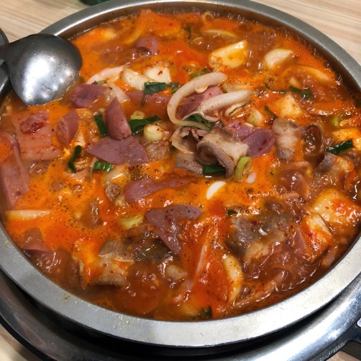  송도 맛집 존슨부대찌개 진한 국물 푸짐한 햄 추천해요