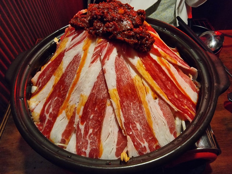  [용용선생 건대점] 보통 중국집과 다른 마라 전골이 유명한 건대 핫플 맛집 홍콩 주점
