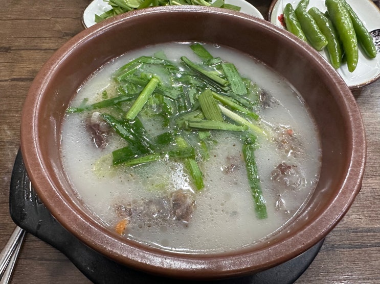  신의주 찹쌀순대 학동역점 “순대국밥” 논현동 순대국맛집: 서울/논현동
