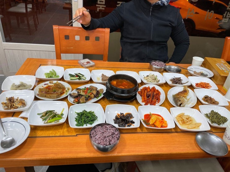  경남 합천 해인사 산채정식 더덕구이가 있는 해인사뚝배기식당가든