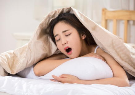 잠 잘오는 방법 개운한 수면시간 기준에 대하여 (+불면증 퇴치 한약)
