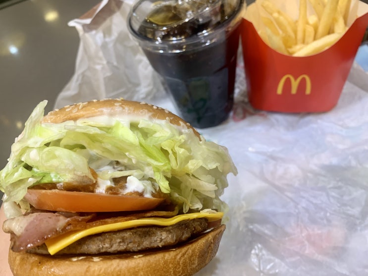  맥도날드 12월 행사, 미트칠리 BLT 버거 후기