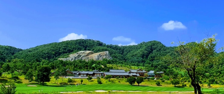  판결문 주문의 '이자' 지급에 대한 질문입니다.