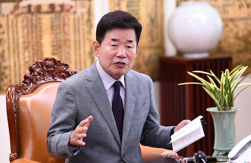 <b>김진표</b> 국회의장, 세입<b>예산안</b> 부수 법률안 25건 지정하여 소관... 