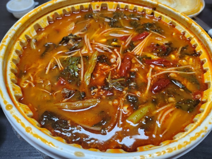  이바돔감자탕 진해용원점 얼큰감자탕 !!!! 추운날 짱~!!