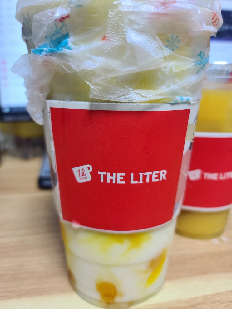  더 리터 (The Liter) 망고 요거스