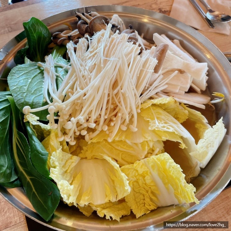  [안국/익선동 맛집] 추울 때 따뜻한 국물요리! 평일 런치 샤브샤브 10,000원! <다다익선>